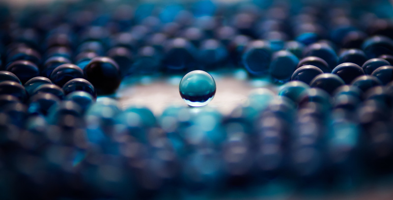 blue-abstract-glass-balls-pexels